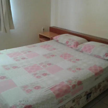 - Mansa 1 E 2 Qtos Apartamento