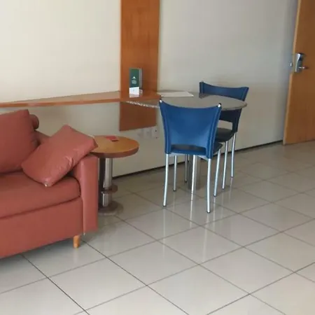 - Mansa 1 E 2 Qtos Apartamento Fortaleza (Ceara)